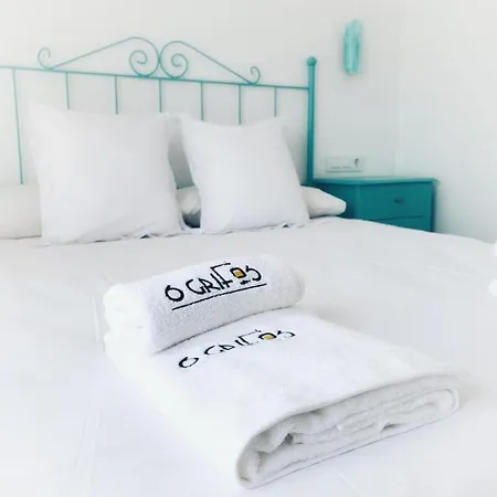 Olehousing Hotel *